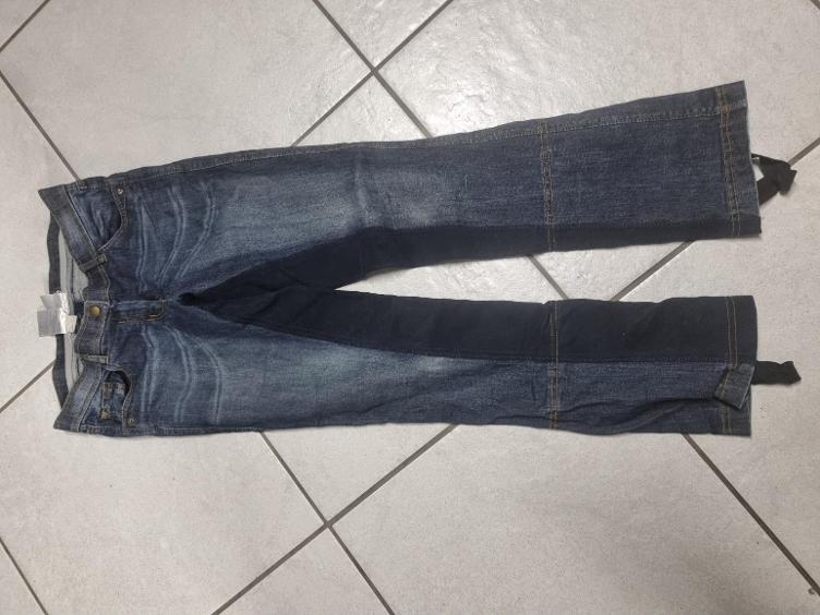 Secondhand-Artikel | Jeans-Reithose Vollbesatz Gr. 38
