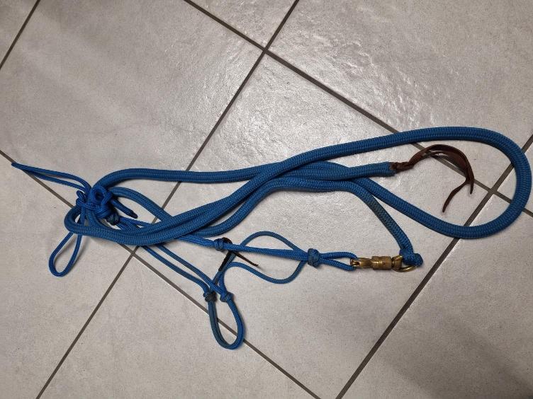 Secondhand-Artikel | Knotenhalfter Gr. WB + 3.7m Seil