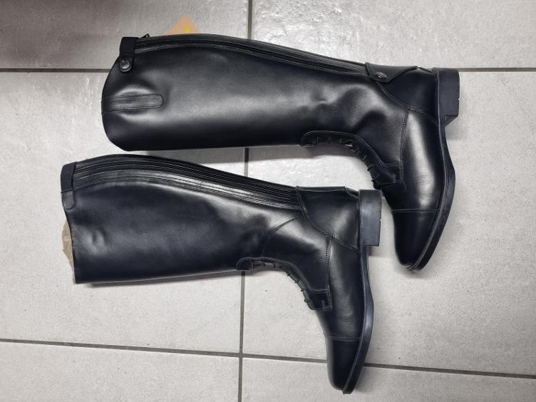 Secondhand-Artikel | Winter-Reitstiefel Gr. 41 (Neu)
