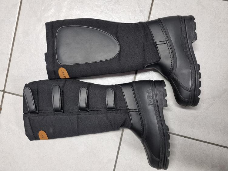 Secondhand-Artikel | Winter-Reitstiefel Gr. 39 (Neu)