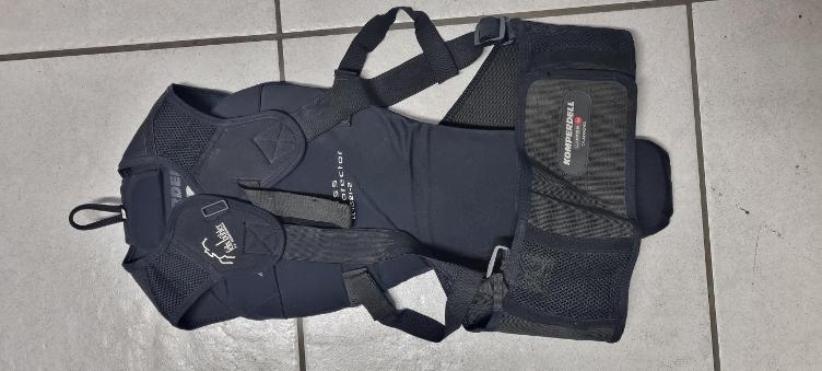 Secondhand-Artikel | Rückenprotektor Gr. S