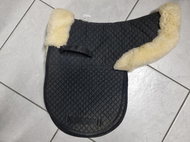 Secondhand-Artikel | Lammfellschabracke D