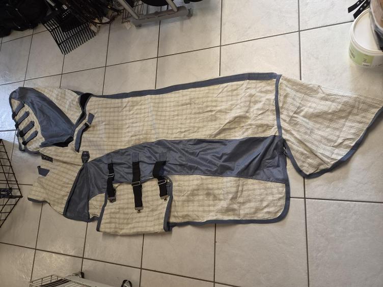 Secondhand-Artikel | Baumwoll-Fliegendecke mit Halsteil 135cm