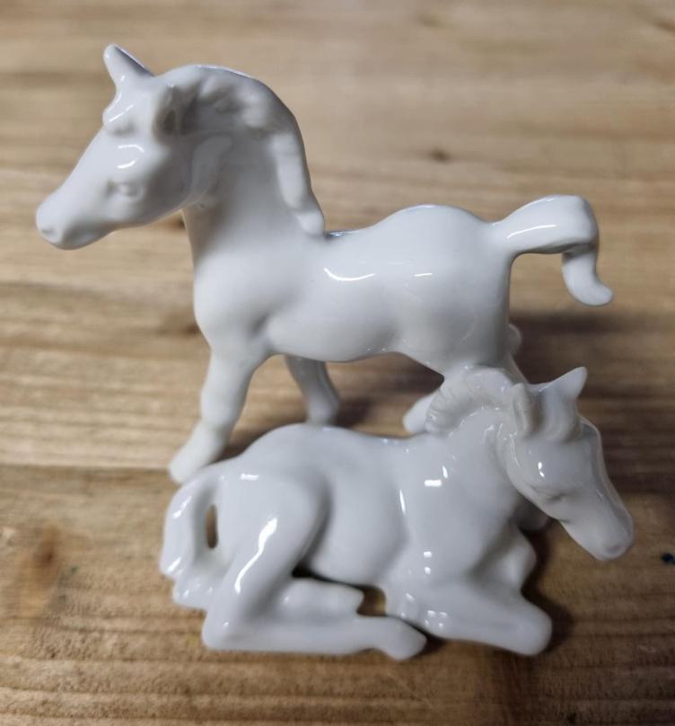 Secondhand-Artikel | Figur `zwei Ponys`
