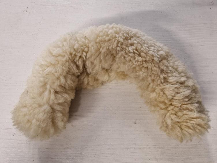 Secondhand-Artikel | Lammfell Genickschoner