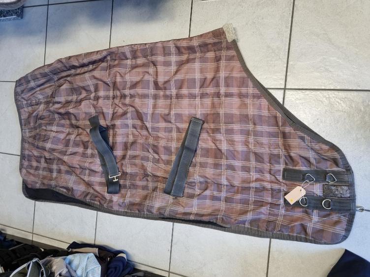Secondhand-Artikel | Stalldecke ca. 50g Gr. M/135cm
