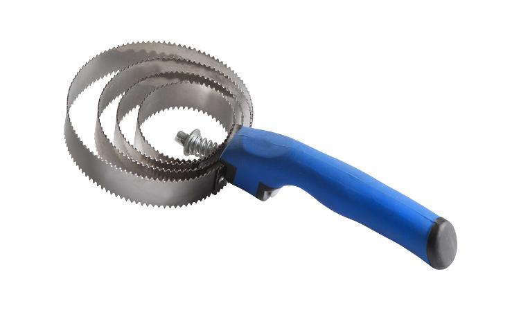 Neuware | Runder Striegel mit Griff
