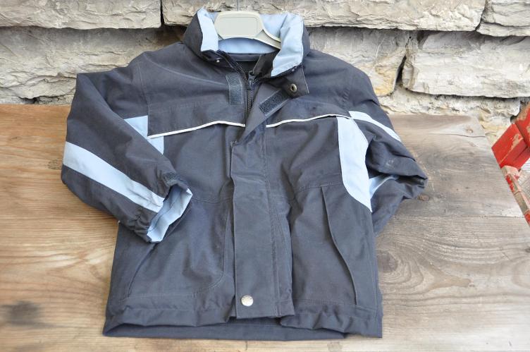 Neuware | Winterjacke mit Kapuze Gr. 104
