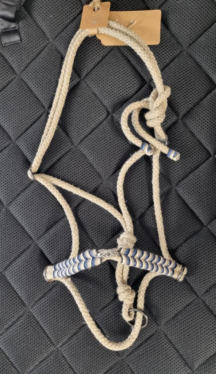 Handarbeit | Knotenloses Halfter Gr. Shetty